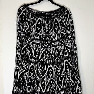 Women Notations Maxi Black and White flowing Skirt